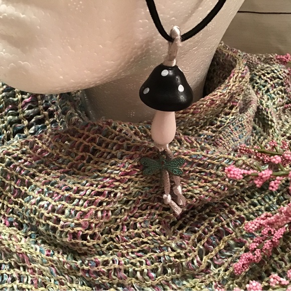 Mushroom Necklace - Picture 4 of 7